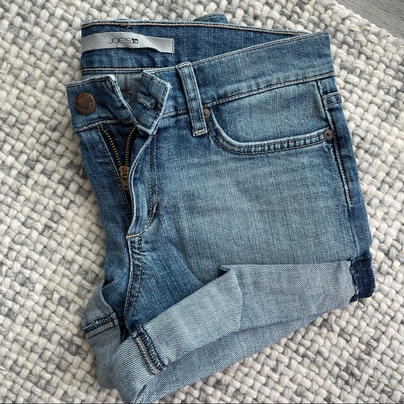 Joe’s Jeans cuffed shorts - size 26 - Picture 4 of 5
